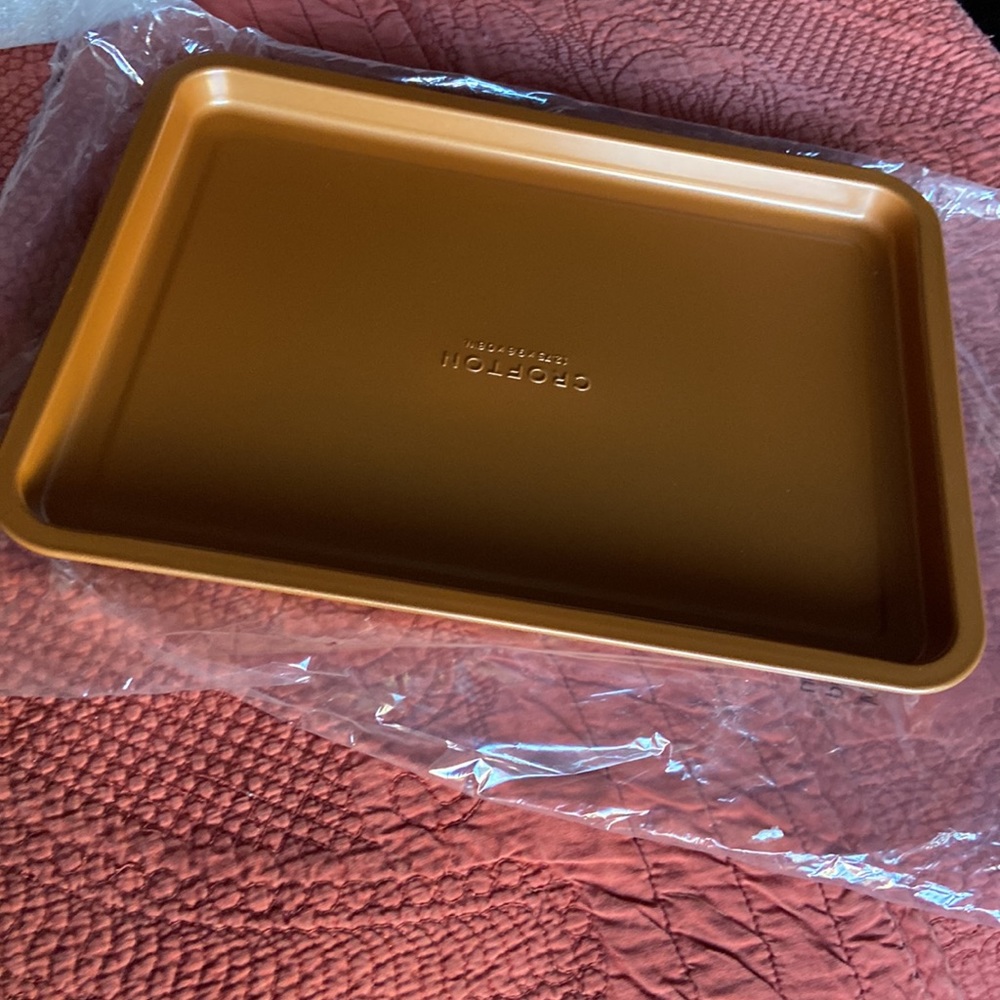 Crofton Copper Crisper Nonstick Basket & Cookie Sheet Two Piece Set - Picture 5 of 9